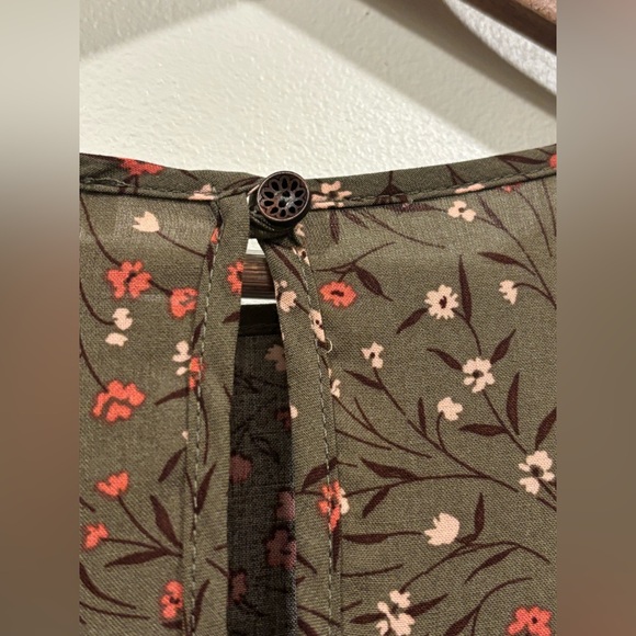 Ces Femme Olive Floral Dress - Picture 4 of 6